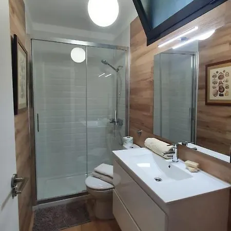 Con Jardin Y Piscina דירה *