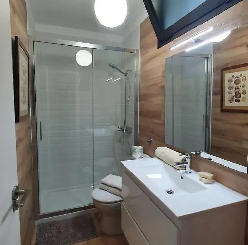Con Jardin Y Piscina アパート *